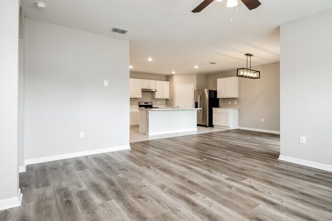 Photo - 2708 Grand Central Ave