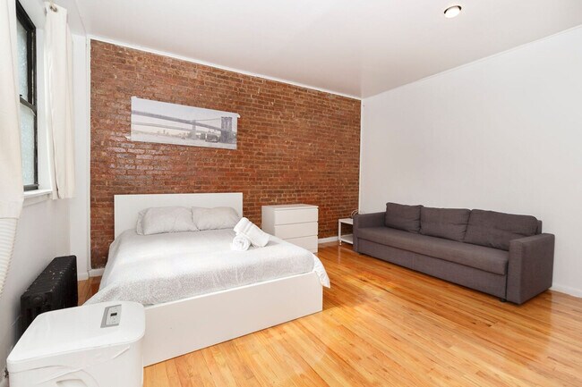 Photo - 215 B E 95th St Unidad ID1032068P