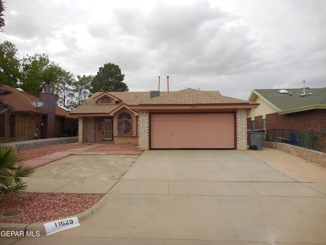Building Photo - 11629 Kristy Weaver Dr Rental