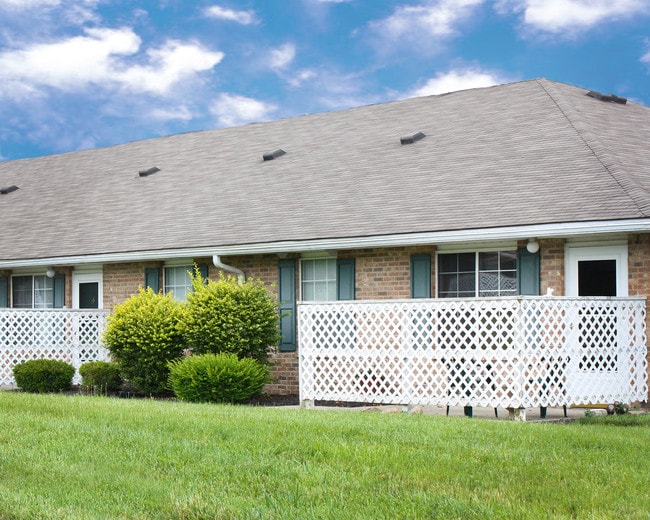 Wyndemere Apartments - Wyndemere Apartments