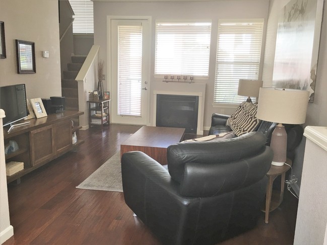 Apartments For Rent In Denver Co Forrent Photo 7600 E Academy Blvd Unit 100