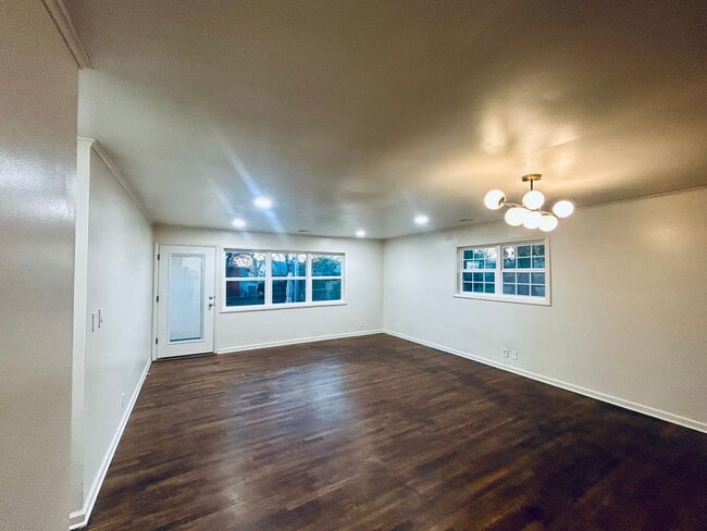 Photo - Updated 3 bedroom home in great location!