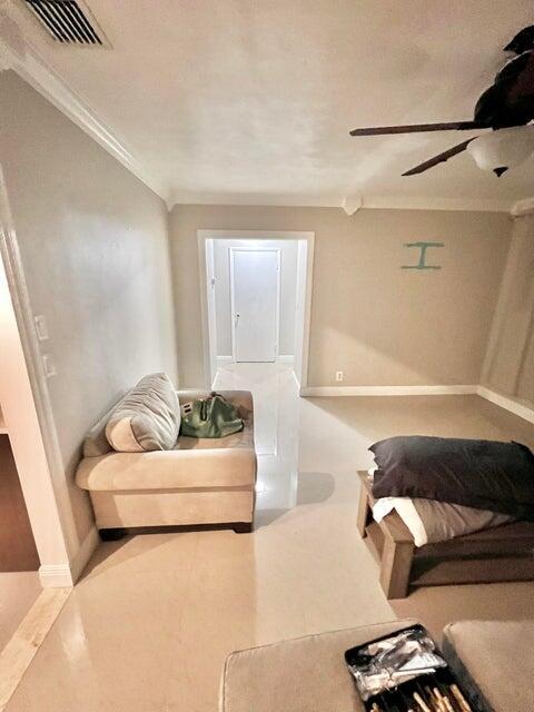 Photo - 340 W Blue Heron Blvd