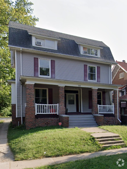 Building Photo - 915 W Main St Rental