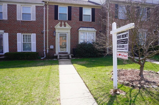 Photo - 5 Castlebar Ct