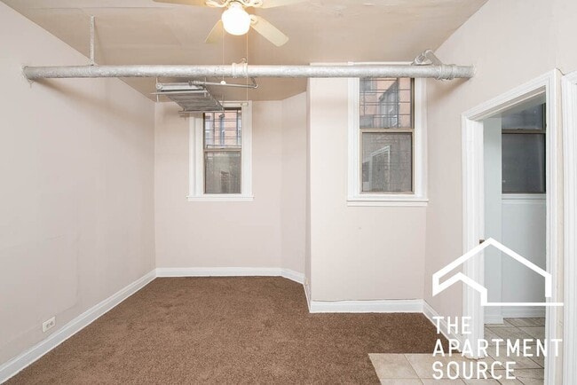 Photo - 1371 W Estes Ave Unit 1371 West Estes Ave