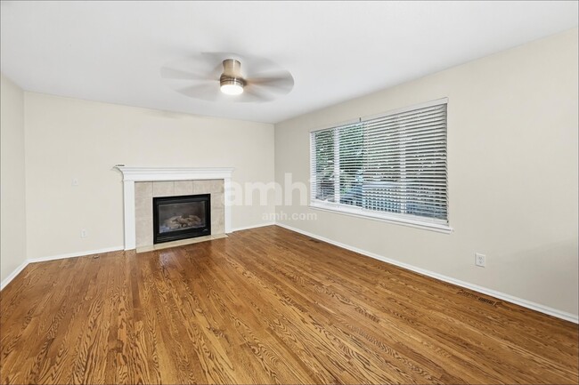 Photo - 11852 Altura St