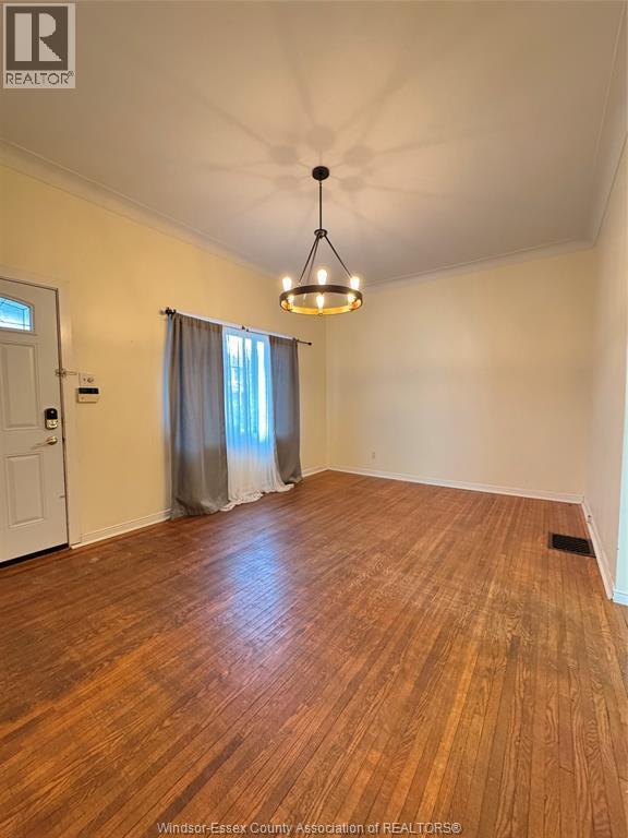 Photo - 733 Church St