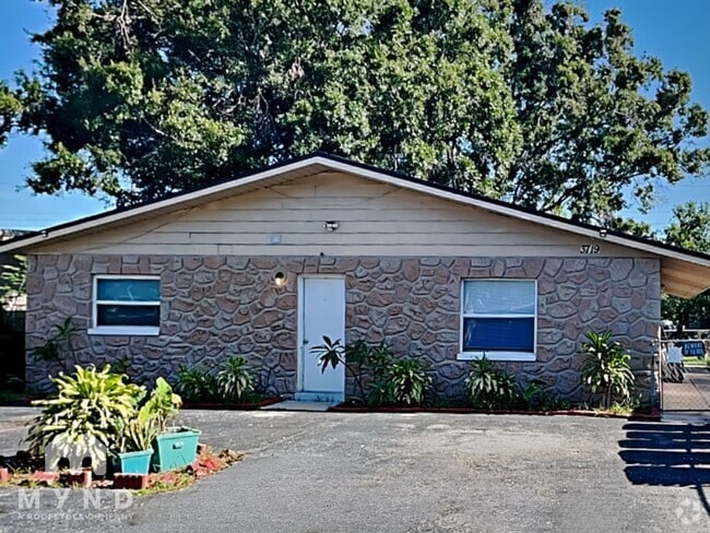 Building Photo - 3719 136th Ave N Unit A Rental