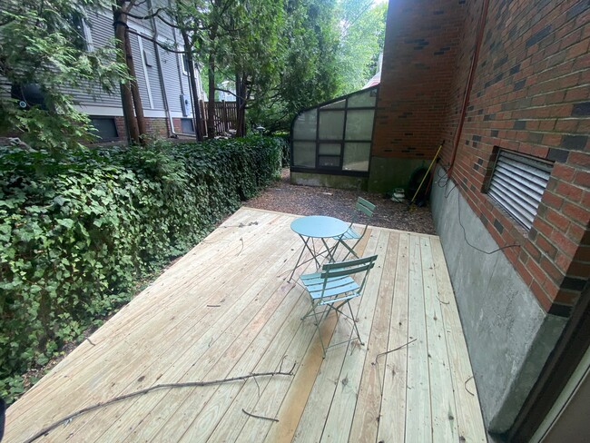 Building Photo - 17 Healey St Unit 102