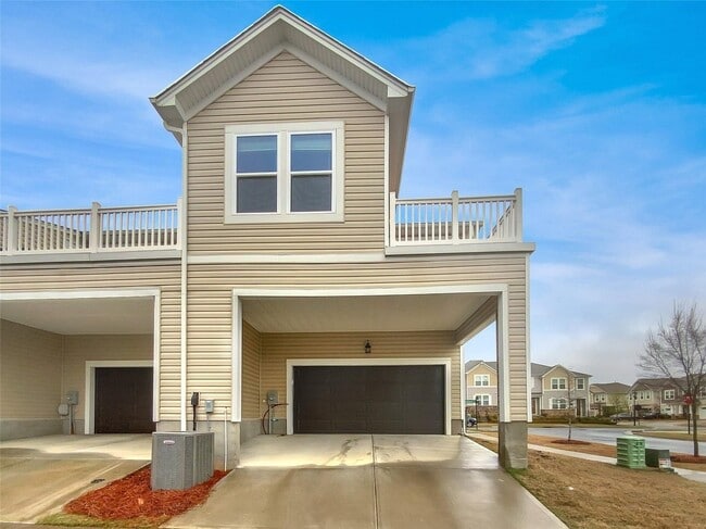 Photo - 11052 Chalkbark Ln