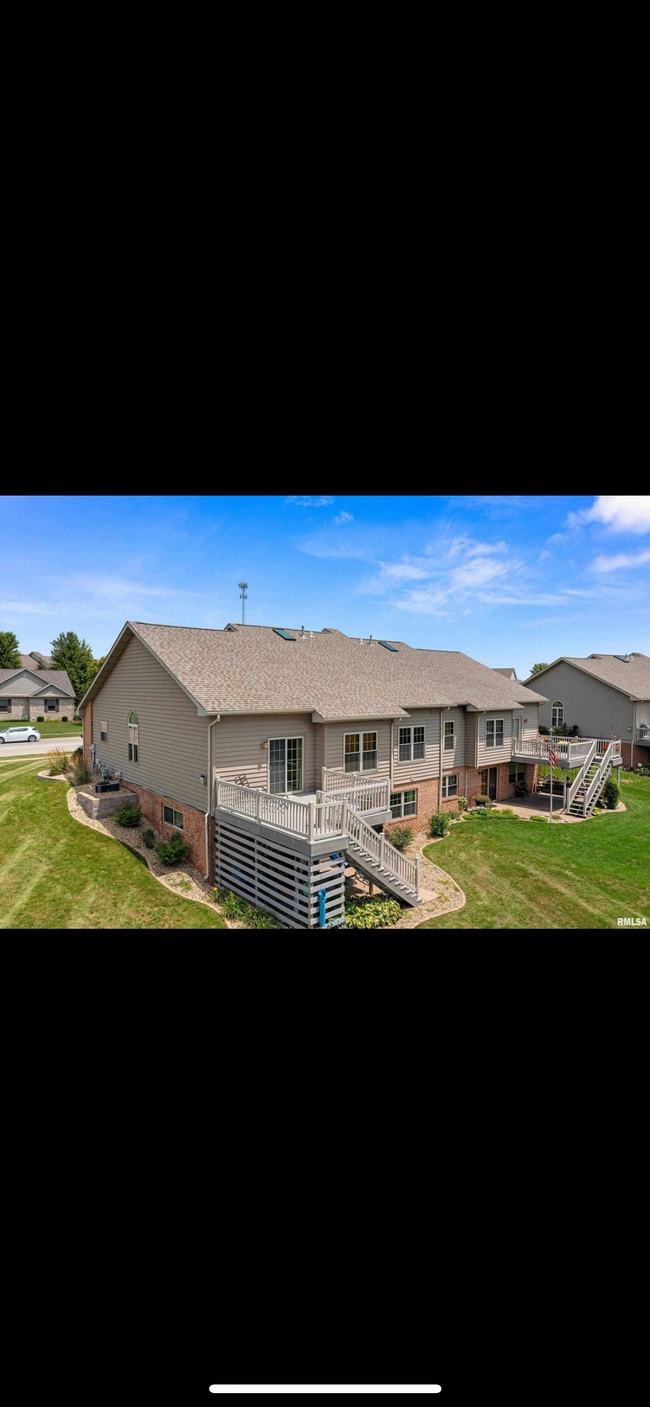 Photo - 1834 Kingsbury Rd