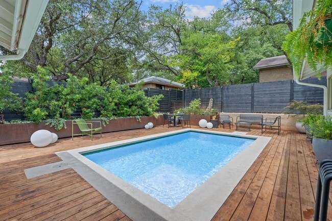 Photo - 2709 Deeringhill Dr Casa