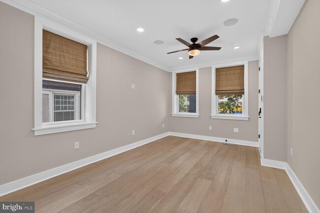 Photo - 724 Varnum St NW