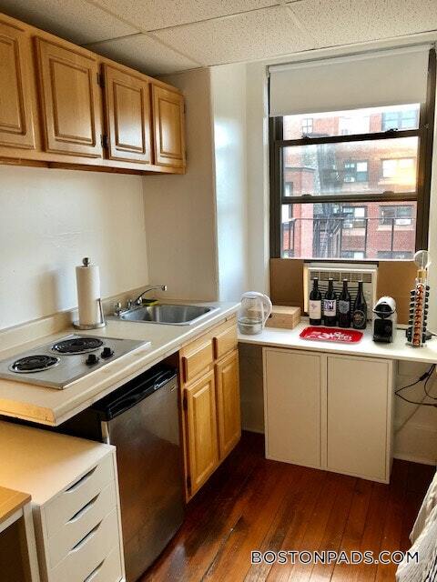 Photo - 405 Beacon St Unit 12