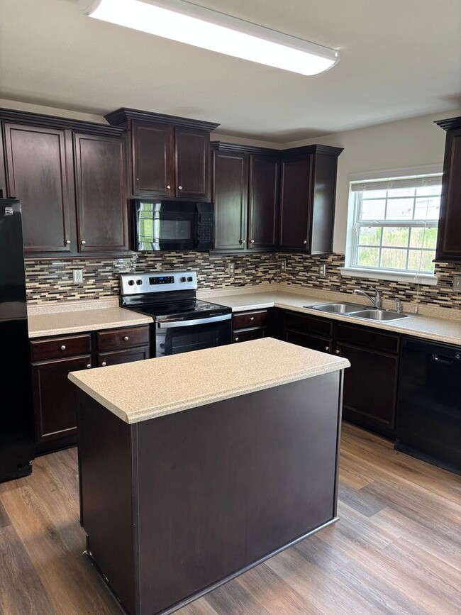 Photo - Large Four Bedroom Home In North Charlotte - Coming Soon