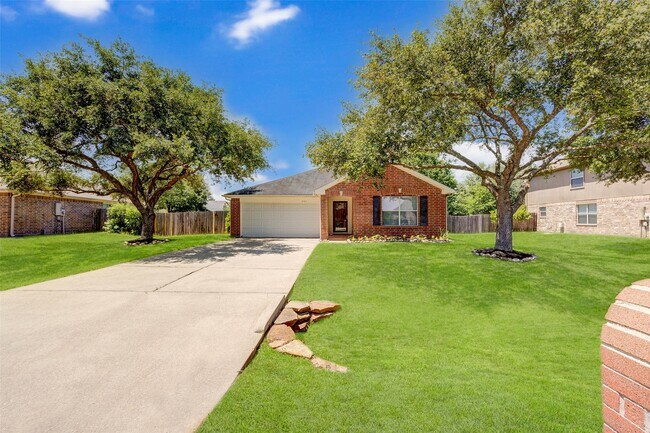 Photo - 21611 Country Club Green Way