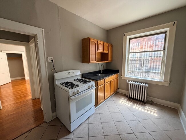 Photo - 16 Irving St Unit B1
