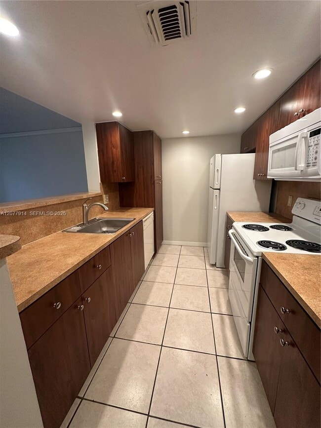 Photo - 8418 Coral Lake Way Unit 8418