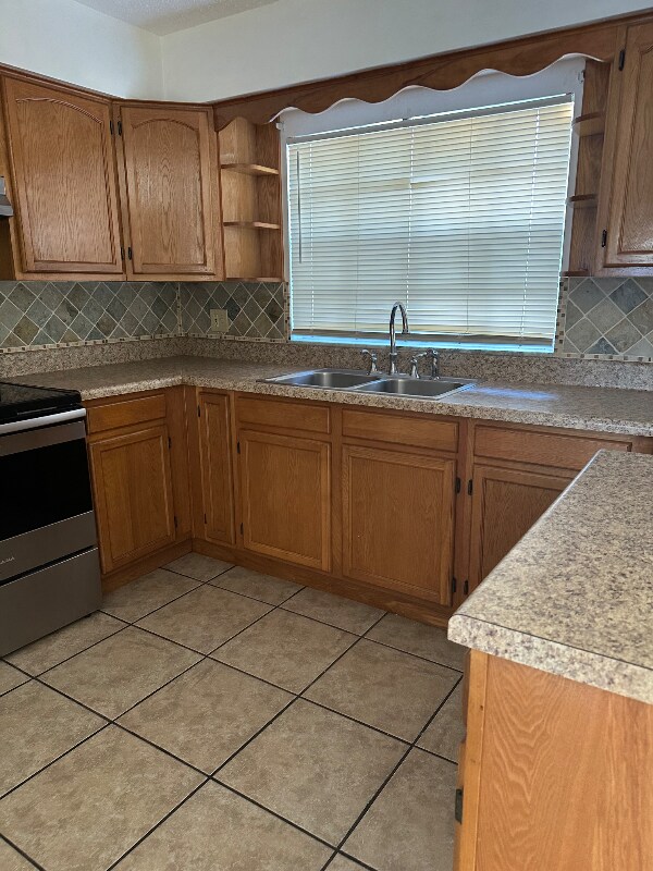 Photo - 10035 N 53rd St