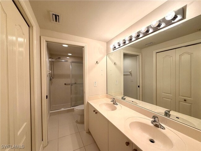 Photo - 7819 Regal Heron Cir Unit 8-101