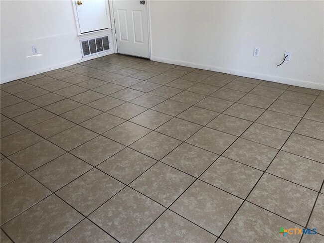 Photo - 3312 Cantabrian Dr