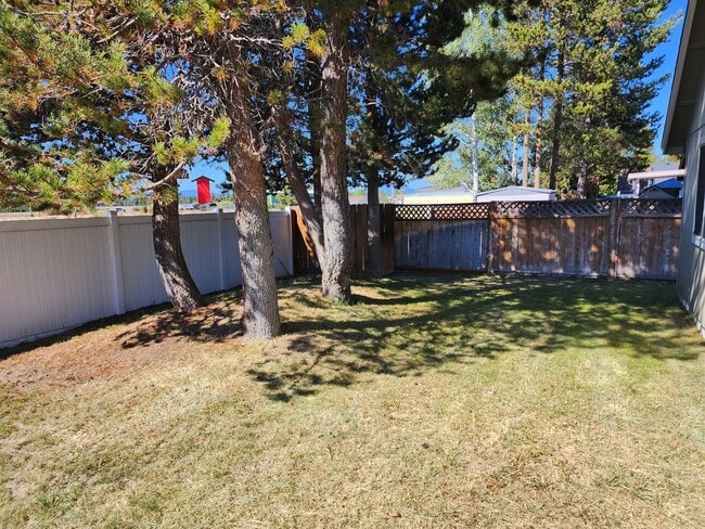 51269 Riley Ln