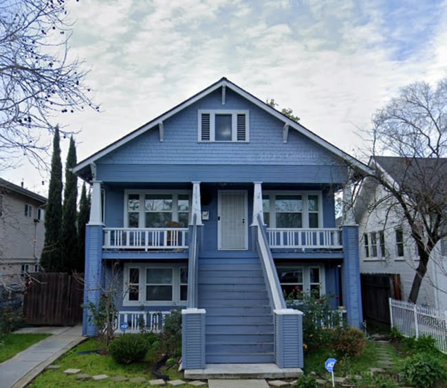 Photo - 3146 2nd Ave