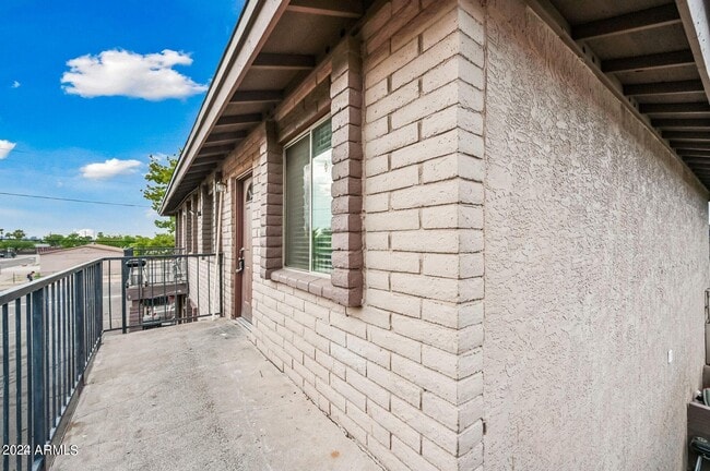 Building Photo - 1234 N 36th St Unit 115 Rental