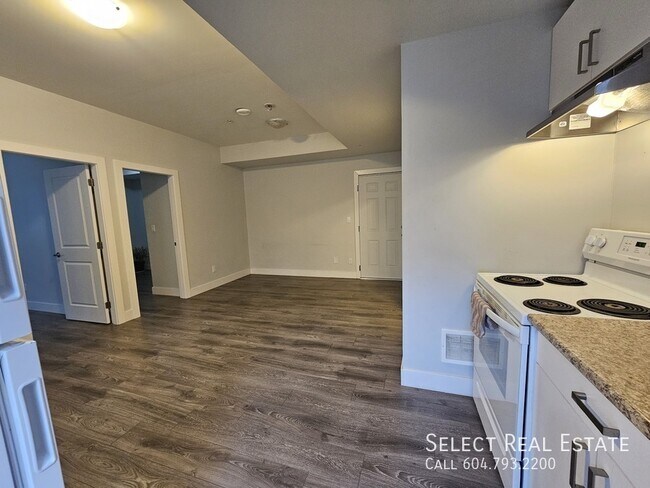 Photo - 8512 Forest Gate Dr