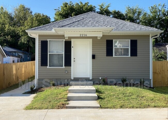 2216 W 16th B - 2216 W 16th B Condo