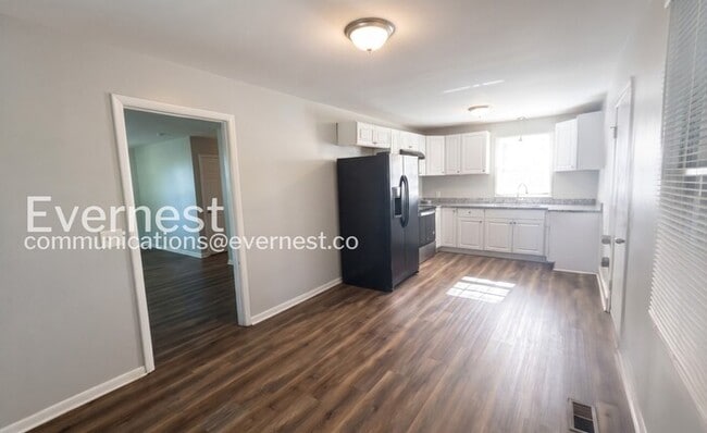 Photo - 3-Bed/1-Bath Rental with Fenced Yard/ Available Now!