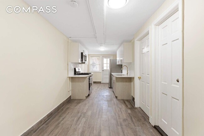 Photo - 32-84-84 46th St