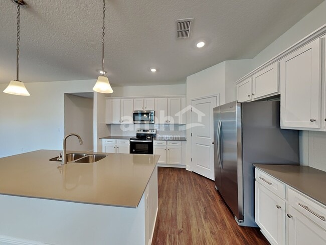 Photo - 935 Heavenly Dr