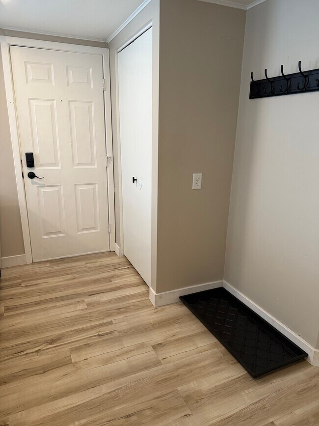 Photo - 112 Belle Aire Ave