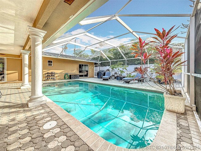 4100 NE 25th Ave