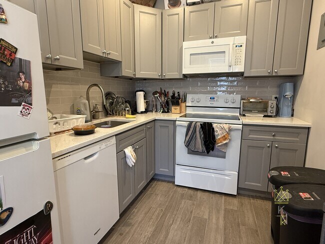 Photo - 370 Chestnut Hill Ave Unidad 34