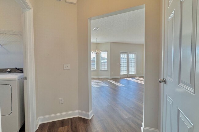 Photo - COMING EARLY FEBRUARY 2026! (One Pet Maximum)