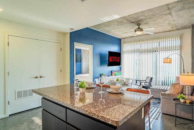 Photo - 333 E Roosevelt St Unit SI ID1388245P