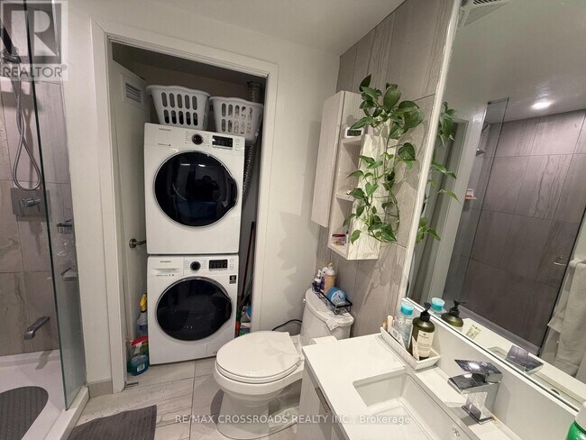 Photo - 195 Redpath Ave Unité 1913