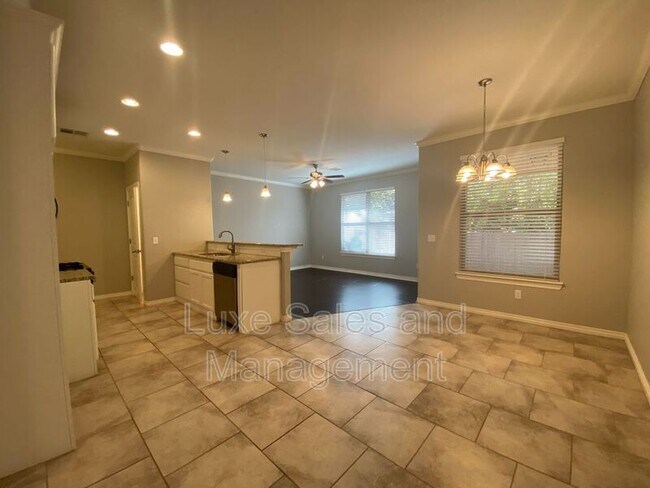 Photo - 1812 NE 135th St