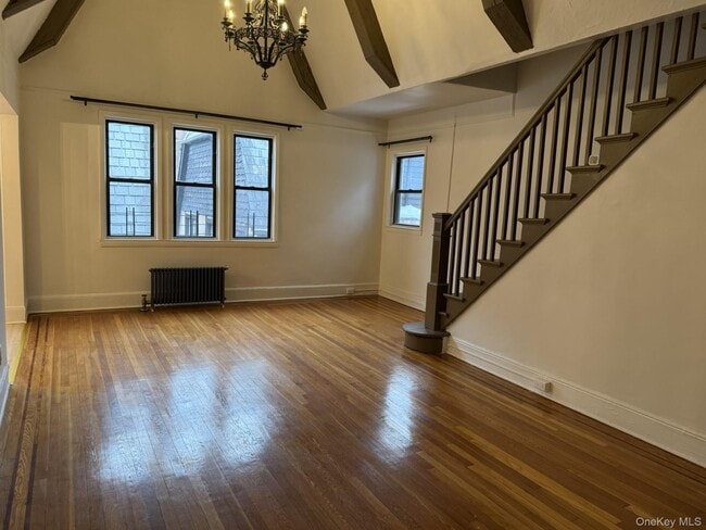 Photo - 35-25 190th St Unidad 2