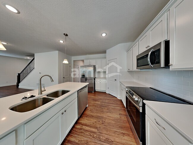 Photo - 8284 Northpoint Dr