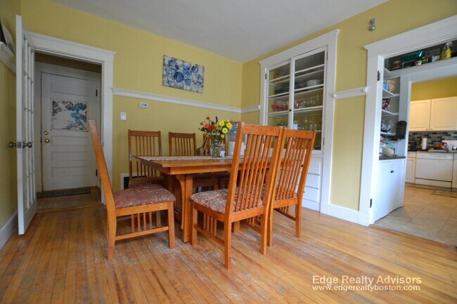 Photo - 47 Hobson St Unit 2