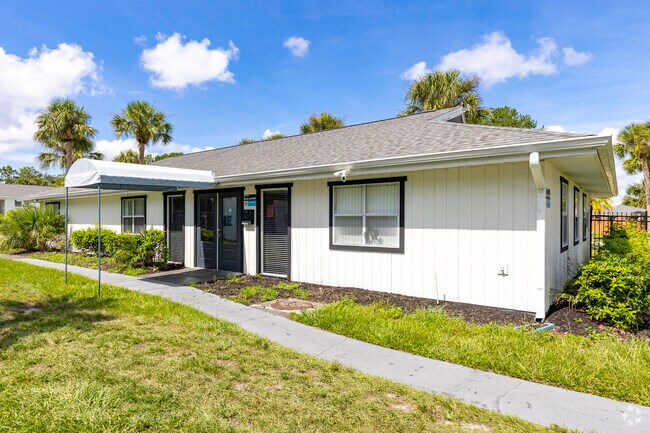 Clubhouse/Leasing Office