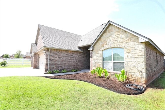 Photo - 17225 Ridgewood Dr