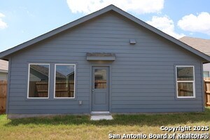 Photo - 757 Tower Hill Vw