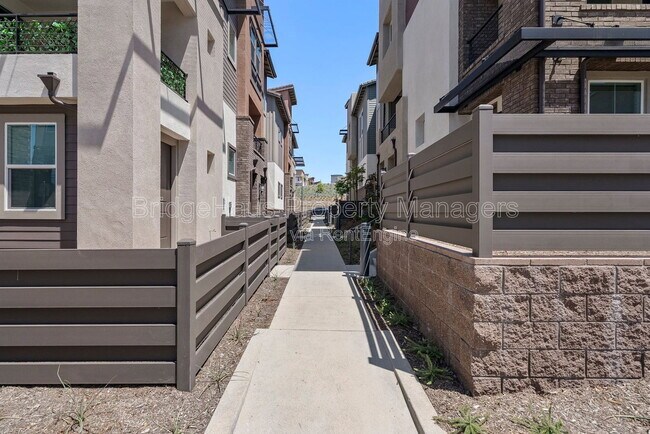 Photo - 429 Caliper Wy