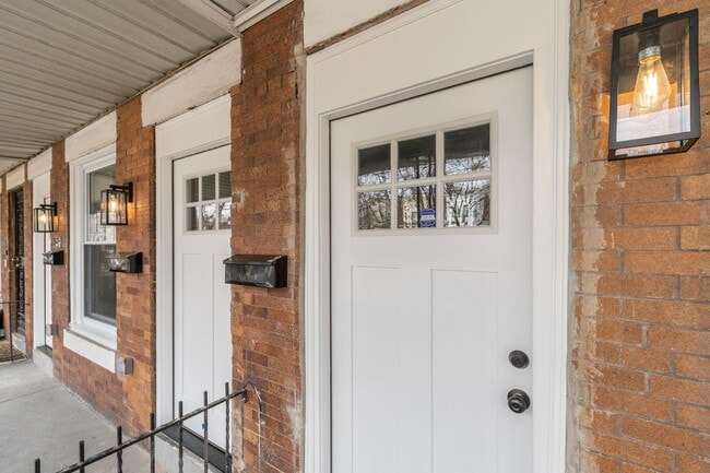 Photo - 5758 Spruce St Unidad 2