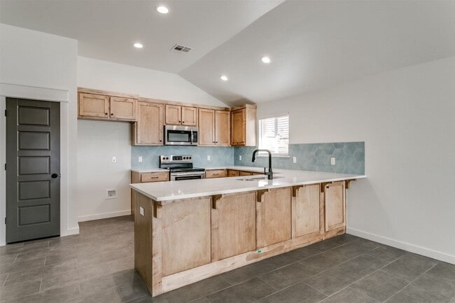 Photo - Beautiful 3 Bedroom in Norman